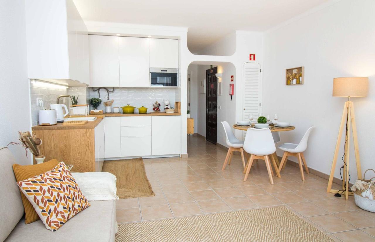 Oura 7 Lägenhet Albufeira Exteriör bild